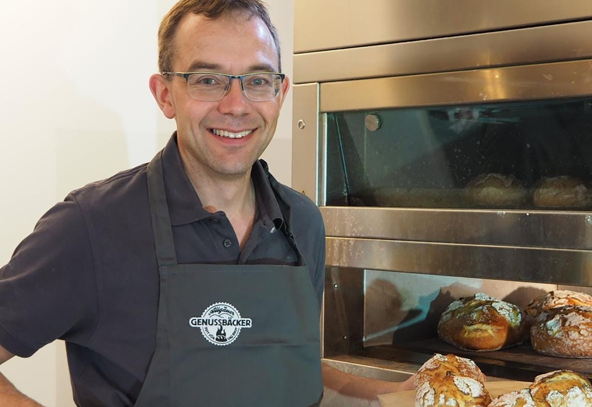 Genussbäcker Menig eröffnet Schaubäckerei