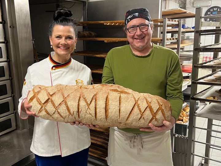 Brotbotschafterin besucht Bäckerei Raab