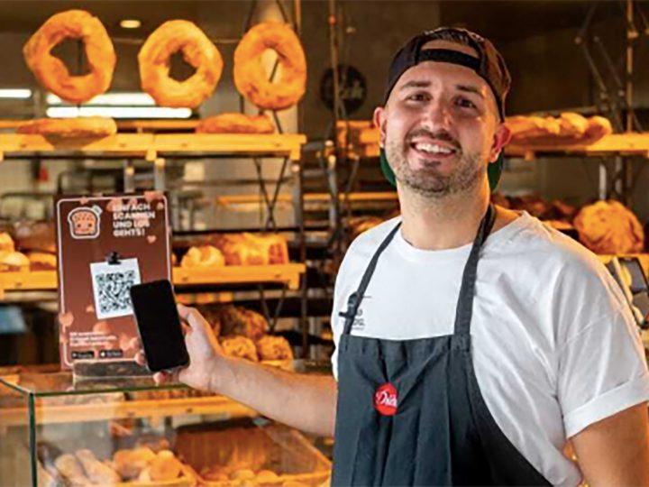 Kunden entscheiden mit neuer App über Spenden