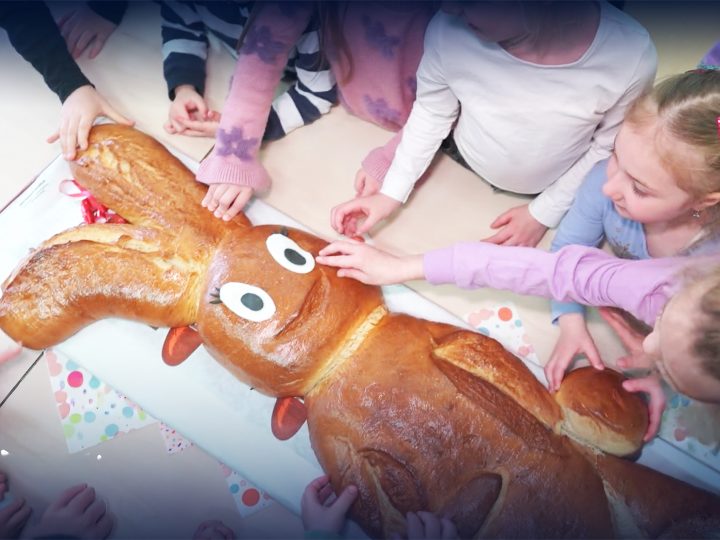 Bäckermeister überrascht mit riesigem Osterhasen